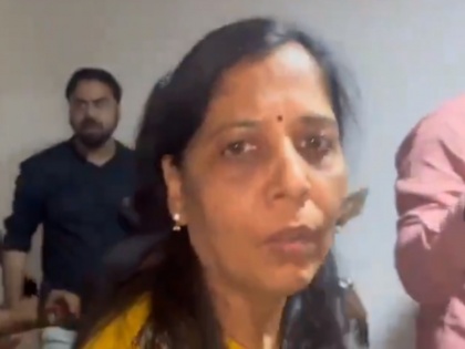 Arvind Kejriwal Health Is Not Fine, Your CM Is Being Harassed Says Wife Sunita (Watch Video) | Arvind Kejriwal Health Is Not Fine, Your CM Is Being Harassed Says Wife Sunita (Watch Video)
