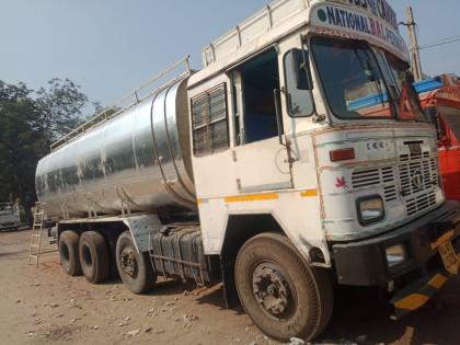 Navi Mumbai: Two Tankers Seized for Dumping Chemicals in Digha Drains | Navi Mumbai: Two Tankers Seized for Dumping Chemicals in Digha Drains Navi Mumbai: Two Tankers Seized for Dumping Chemicals in Digha Drains | Navi Mumbai: Two Tankers Seized for Dumping Chemicals in Digha Drains
