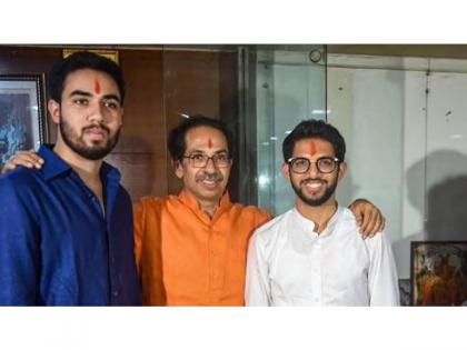 Uddhav Thackeray’s younger son Tejas to make entry into politics? | Uddhav Thackeray’s younger son Tejas to make entry into politics?