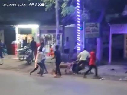 Telangana: Drunken Men Attack Rival Group with Sticks in Mancherial District, Disturbing Video Surfaces | Telangana: Drunken Men Attack Rival Group with Sticks in Mancherial District, Disturbing Video Surfaces