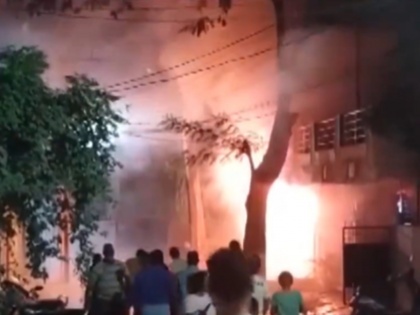 Telangana: Fire Breaks Out in Phenyl Manufacturing Unit in Medchal Malkajgiri; Watch Video | Telangana: Fire Breaks Out in Phenyl Manufacturing Unit in Medchal Malkajgiri; Watch Video