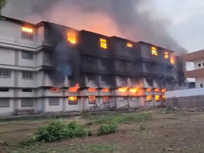Thane Fire: Massive Blaze Erupts at Factory in Saravali MIDC in Bhiwandi (Watch Video) | Thane Fire: Massive Blaze Erupts at Factory in Saravali MIDC in Bhiwandi (Watch Video)