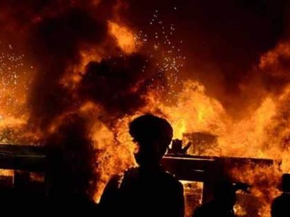 Fire breaks out at godown in Mumbra, no casualties reported | Fire breaks out at godown in Mumbra, no casualties reported