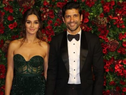 Farhan Akhtar and Shibani Dandekar's to have a traditional Maharashtrian wedding? | Farhan Akhtar and Shibani Dandekar's to have a traditional Maharashtrian wedding? Farhan Akhtar and Shibani Dandekar's to have a traditional Maharashtrian wedding? | Farhan Akhtar and Shibani Dandekar's to have a traditional Maharashtrian wedding?