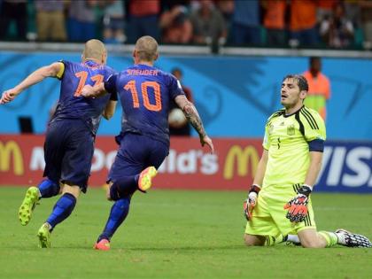 FIFA World Cup Greatest Games: Netherlands beat Spain 5-1 (2014) | FIFA World Cup Greatest Games: Netherlands beat Spain 5-1 (2014)