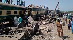 22 dead, 80 injured as 10 coaches of passenger train Hazara Express derails in Pakistan | 22 dead, 80 injured as 10 coaches of passenger train Hazara Express derails in Pakistan 22 dead, 80 injured as 10 coaches of passenger train Hazara Express derails in Pakistan | 22 dead, 80 injured as 10 coaches of passenger train Hazara Express derails in Pakistan
