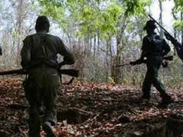 Maharashtra: Two Naxalites with Rs 8 Lakh Bounty Surrender to Security Forces in Gadchiroli | Maharashtra: Two Naxalites with Rs 8 Lakh Bounty Surrender to Security Forces in Gadchiroli Maharashtra: Two Naxalites with Rs 8 Lakh Bounty Surrender to Security Forces in Gadchiroli | Maharashtra: Two Naxalites with Rs 8 Lakh Bounty Surrender to Security Forces in Gadchiroli