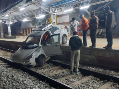 Karnataka Shocker: Drunk Man Rams Car onto Railway Tracks at Tyakal Station, Kolar | Karnataka Shocker: Drunk Man Rams Car onto Railway Tracks at Tyakal Station, Kolar Karnataka Shocker: Drunk Man Rams Car onto Railway Tracks at Tyakal Station, Kolar | Karnataka Shocker: Drunk Man Rams Car onto Railway Tracks at Tyakal Station, Kolar