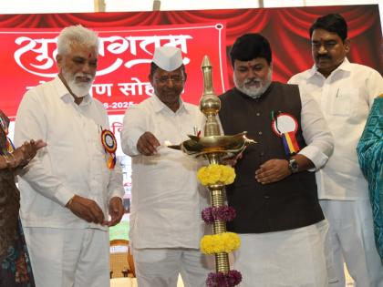 Sena Shinde Cadre in Nashik Wants to Go Solo in Upcoming Maharashtra Local Body Polls | Sena Shinde Cadre in Nashik Wants to Go Solo in Upcoming Maharashtra Local Body Polls Sena Shinde Cadre in Nashik Wants to Go Solo in Upcoming Maharashtra Local Body Polls | Sena Shinde Cadre in Nashik Wants to Go Solo in Upcoming Maharashtra Local Body Polls