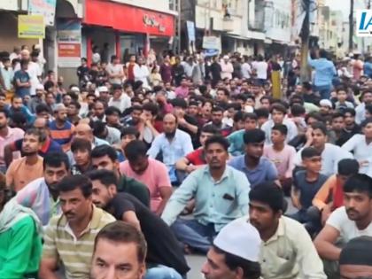 Ujjain Demolition Drive: Residents Stage Sit-in Protest Near Begambagh Opposing Action | Ujjain Demolition Drive: Residents Stage Sit-in Protest Near Begambagh Opposing Action Ujjain Demolition Drive: Residents Stage Sit-in Protest Near Begambagh Opposing Action | Ujjain Demolition Drive: Residents Stage Sit-in Protest Near Begambagh Opposing Action
