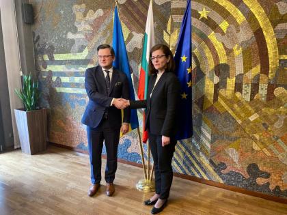 Ukraine Russia Conflict: Dmytro Kuleba meets his Bulgarian counterpart Teodora Genchovska | Ukraine Russia Conflict: Dmytro Kuleba meets his Bulgarian counterpart Teodora Genchovska