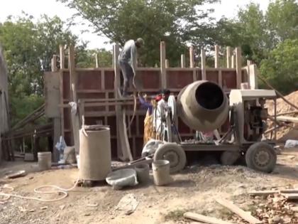 Jammu and Kashmir: Border Residents Fear Possible India-Pakistan War, Begin Constructing Underground Bunkers | Jammu and Kashmir: Border Residents Fear Possible India-Pakistan War, Begin Constructing Underground Bunkers Jammu and Kashmir: Border Residents Fear Possible India-Pakistan War, Begin Constructing Underground Bunkers | Jammu and Kashmir: Border Residents Fear Possible India-Pakistan War, Begin Constructing Underground Bunkers