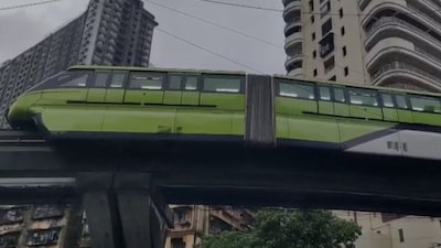 Mumbai Monorail Stuck Near Wadala After Rake Breakdown Amid Heavy Rains | Mumbai Monorail Stuck Near Wadala After Rake Breakdown Amid Heavy Rains Mumbai Monorail Stuck Near Wadala After Rake Breakdown Amid Heavy Rains | Mumbai Monorail Stuck Near Wadala After Rake Breakdown Amid Heavy Rains