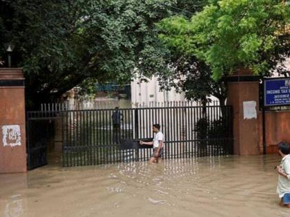 Kejriwal seeks NDRF, Army's help as Delhi flood situation worsens | Kejriwal seeks NDRF, Army's help as Delhi flood situation worsens