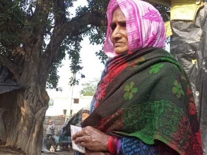 UP Assembly Elections 2022: A living woman in Shahjahanpur has been declared dead in voting list, claims SP | UP Assembly Elections 2022: A living woman in Shahjahanpur has been declared dead in voting list, claims SP