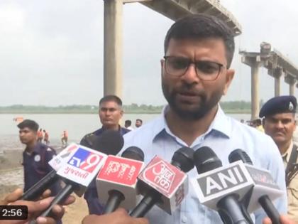 Gujarat Bridge Collapse: Death Toll Rises to 18, Two Still Missing as Rescue Operation Faces Quicksand, Chemical Hazards and Rain After 48 Hours in Gambhira | Gujarat Bridge Collapse: Death Toll Rises to 18, Two Still Missing as Rescue Operation Faces Quicksand, Chemical Hazards and Rain After 48 Hours in Gambhira
