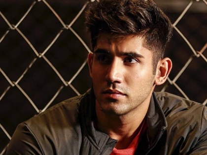 Varun Sood lands in trouble for stepping outside his house during mandatory quarantine | Varun Sood lands in trouble for stepping outside his house during mandatory quarantine