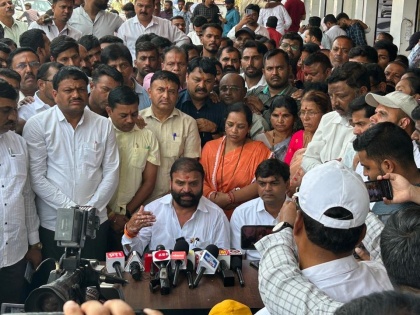 Maharashtra Lok Sabha Elections 2024: Discontent Brews as Thackeray Group's Vijay Karanjkar Misses Out on Nashik Seat | Maharashtra Lok Sabha Elections 2024: Discontent Brews as Thackeray Group's Vijay Karanjkar Misses Out on Nashik Seat