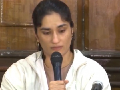 Vinesh Phogat Voices Concerns as Sanjay Singh's elected as President says, "future of wrestling is in dark" | Vinesh Phogat Voices Concerns as Sanjay Singh's elected as President says, "future of wrestling is in dark"