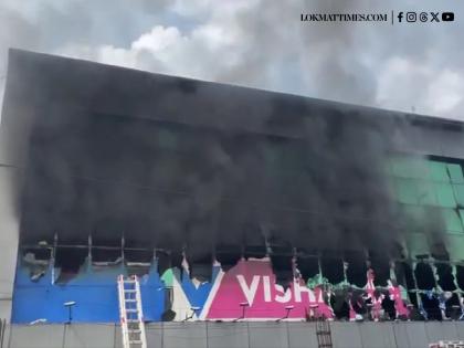 Fire at Vishal Mega Mart: Massive Blaze Destroys Ambala Outlet; Rescue Operations Underway (Watch Video) | Fire at Vishal Mega Mart: Massive Blaze Destroys Ambala Outlet; Rescue Operations Underway (Watch Video) Fire at Vishal Mega Mart: Massive Blaze Destroys Ambala Outlet; Rescue Operations Underway (Watch Video) | Fire at Vishal Mega Mart: Massive Blaze Destroys Ambala Outlet; Rescue Operations Underway (Watch Video)