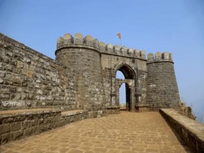 Eid al-Adha 2025: Kolhapur Police Ban All Festivities at Vishalgad Amid Law and Order Concerns | Eid al-Adha 2025: Kolhapur Police Ban All Festivities at Vishalgad Amid Law and Order Concerns Eid al-Adha 2025: Kolhapur Police Ban All Festivities at Vishalgad Amid Law and Order Concerns | Eid al-Adha 2025: Kolhapur Police Ban All Festivities at Vishalgad Amid Law and Order Concerns