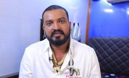 Bigg Boss Kannada 10 contestant Varthur Santhosh arrested for wearing ‘tiger claw’ pendant | Bigg Boss Kannada 10 contestant Varthur Santhosh arrested for wearing ‘tiger claw’ pendant Bigg Boss Kannada 10 contestant Varthur Santhosh arrested for wearing ‘tiger claw’ pendant | Bigg Boss Kannada 10 contestant Varthur Santhosh arrested for wearing ‘tiger claw’ pendant