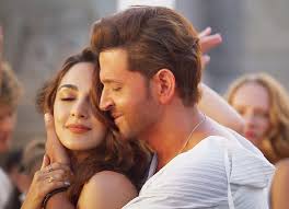 WAR 2 Review: Kiara Advani Wins Hearts with Her Power-Packed Action in YRF Spy Universe | WAR 2 Review: Kiara Advani Wins Hearts with Her Power-Packed Action in YRF Spy Universe