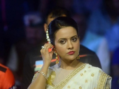 Amruta Fadnavis comes out in support of Kangana Ranaut after her remark 'Mumbai feels like PoK' | Amruta Fadnavis comes out in support of Kangana Ranaut after her remark 'Mumbai feels like PoK'