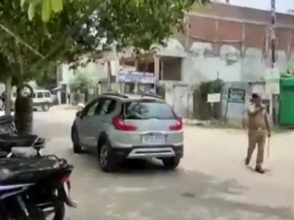 Al-Qaeda terrorists arrested from Lucknow's Kakori area, pressure-cooker bombs found | Al-Qaeda terrorists arrested from Lucknow's Kakori area, pressure-cooker bombs found