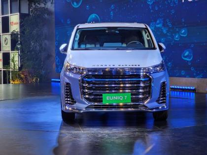 MG Motor unveils EUNIQ 7 Hydrogen Fuel Cell MPV at Auto Expo 2023 | MG Motor unveils EUNIQ 7 Hydrogen Fuel Cell MPV at Auto Expo 2023