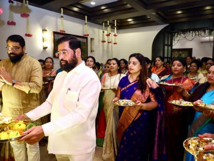 Shiv Sena celebrates with special aarti after Rajya Sabha passes women reservation bill | Shiv Sena celebrates with special aarti after Rajya Sabha passes women reservation bill
