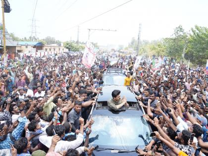 Global Star Ram Charan Receives Heartfelt Welcome from Fans on Campaign For Pawan Kalyan In Pithapuram | Global Star Ram Charan Receives Heartfelt Welcome from Fans on Campaign For Pawan Kalyan In Pithapuram