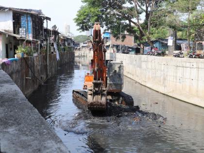 Thane Nullah Cleaning at 60% Completion; TMC Targets Critical Spots for Water-logging Prevention | Thane Nullah Cleaning at 60% Completion; TMC Targets Critical Spots for Water-logging Prevention