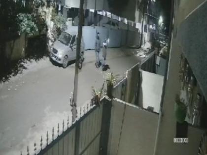 Nashik: Unidentified Assailants Open Fire at Builder’s House, Attack Caught on CCTV Camera (Watch Video) | Nashik: Unidentified Assailants Open Fire at Builder’s House, Attack Caught on CCTV Camera (Watch Video) Nashik: Unidentified Assailants Open Fire at Builder’s House, Attack Caught on CCTV Camera (Watch Video) | Nashik: Unidentified Assailants Open Fire at Builder’s House, Attack Caught on CCTV Camera (Watch Video)