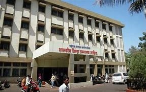 Nashik: Injured Theft Suspects Flee Civil Hospital After Arriving in Ambulance | Nashik: Injured Theft Suspects Flee Civil Hospital After Arriving in Ambulance Nashik: Injured Theft Suspects Flee Civil Hospital After Arriving in Ambulance | Nashik: Injured Theft Suspects Flee Civil Hospital After Arriving in Ambulance