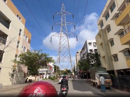 ‘Eiffel Tower of Bengaluru’: Internet Mocks Dangerous Electric Pole in the Middle of the Road | ‘Eiffel Tower of Bengaluru’: Internet Mocks Dangerous Electric Pole in the Middle of the Road ‘Eiffel Tower of Bengaluru’: Internet Mocks Dangerous Electric Pole in the Middle of the Road | ‘Eiffel Tower of Bengaluru’: Internet Mocks Dangerous Electric Pole in the Middle of the Road