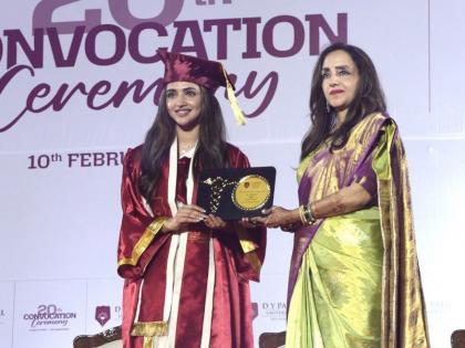 Actress Sreeleela Turns Doctor, Receives MBBS Degree at Grand Convocation | Actress Sreeleela Turns Doctor, Receives MBBS Degree at Grand Convocation Actress Sreeleela Turns Doctor, Receives MBBS Degree at Grand Convocation | Actress Sreeleela Turns Doctor, Receives MBBS Degree at Grand Convocation