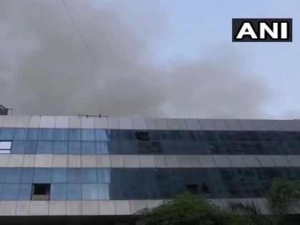 2 dead after fire breaks out at COVID-19 hospital in Mumbai | 2 dead after fire breaks out at COVID-19 hospital in Mumbai