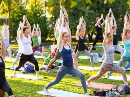 International Yoga Day 2020: Yoga helps in reducing migraine pain | International Yoga Day 2020: Yoga helps in reducing migraine pain