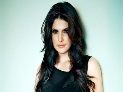 Zareen Khan to make TV debut with 'Bollywood Trails' | Zareen Khan to make TV debut with 'Bollywood Trails'