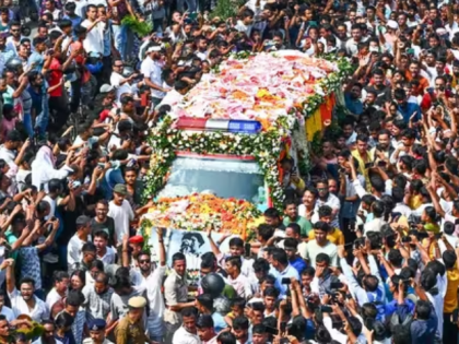 Zubeen Garg Funeral: Singer Cremated with Full State Honours, Sister Performs Last Rites (Watch Videos) | Zubeen Garg Funeral: Singer Cremated with Full State Honours, Sister Performs Last Rites (Watch Videos)