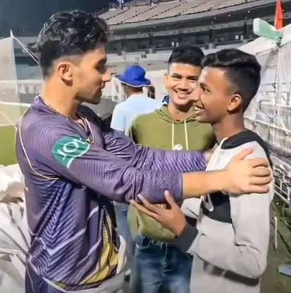 IPL 2024: Rahmanullah Gurbaz's Heartwarming Gesture towards Young Fan
