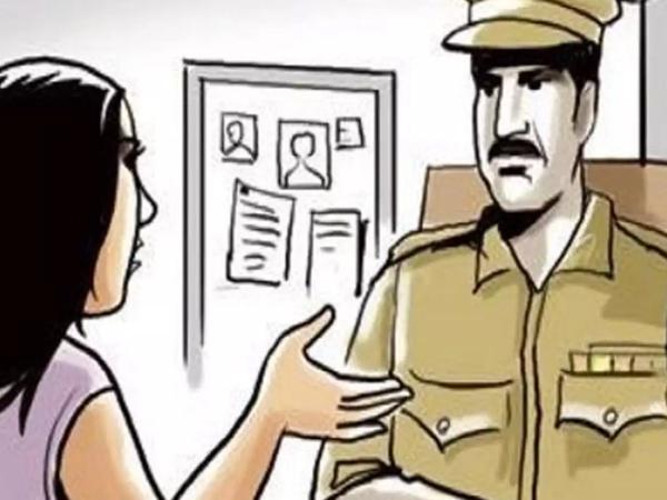 Shocking! Colombian woman alleges Mumbai cop made sexual advances during  COVID-19 lockdown | english.lokmat.com