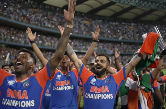 Rohit Sharma, Virat Kohli, and Entire Team India Sing 'Vande Mataram ...