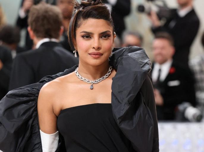 Priyanka Chopra wears ₹200 crore diamond necklace to Met Gala - www ...