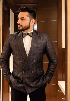 Mohit Jadhwani exudes excellence at every event as an anchor, DJ, and ...