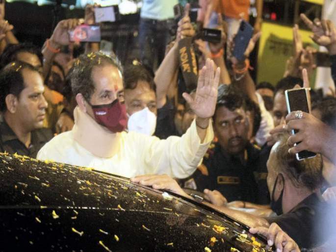 Uddhav Thackeray Arrives At Shiv Sena Bhavan Ahead Of Party Meeting