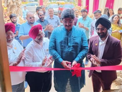 Shagun Ratna Gems and Jewellers inaugurates new showroom in Ahmedabad | Shagun Ratna Gems and Jewellers inaugurates new showroom in Ahmedabad Shagun Ratna Gems and Jewellers inaugurates new showroom in Ahmedabad | Shagun Ratna Gems and Jewellers inaugurates new showroom in Ahmedabad