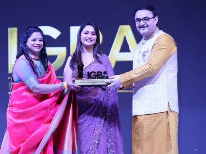 Recognition for excellence: Madhuri Dixit Honors Parmanu Defence with Indo Global Award | Recognition for excellence: Madhuri Dixit Honors Parmanu Defence with Indo Global Award Recognition for excellence: Madhuri Dixit Honors Parmanu Defence with Indo Global Award | Recognition for excellence: Madhuri Dixit Honors Parmanu Defence with Indo Global Award