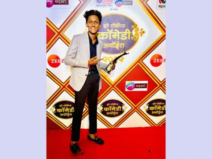 Maharashtra’s Comedy Sensation, Ritesh Kamble, Honored with Zee Talkies’ Most Viral Comedian Star Award | Maharashtra’s Comedy Sensation, Ritesh Kamble, Honored with Zee Talkies’ Most Viral Comedian Star Award